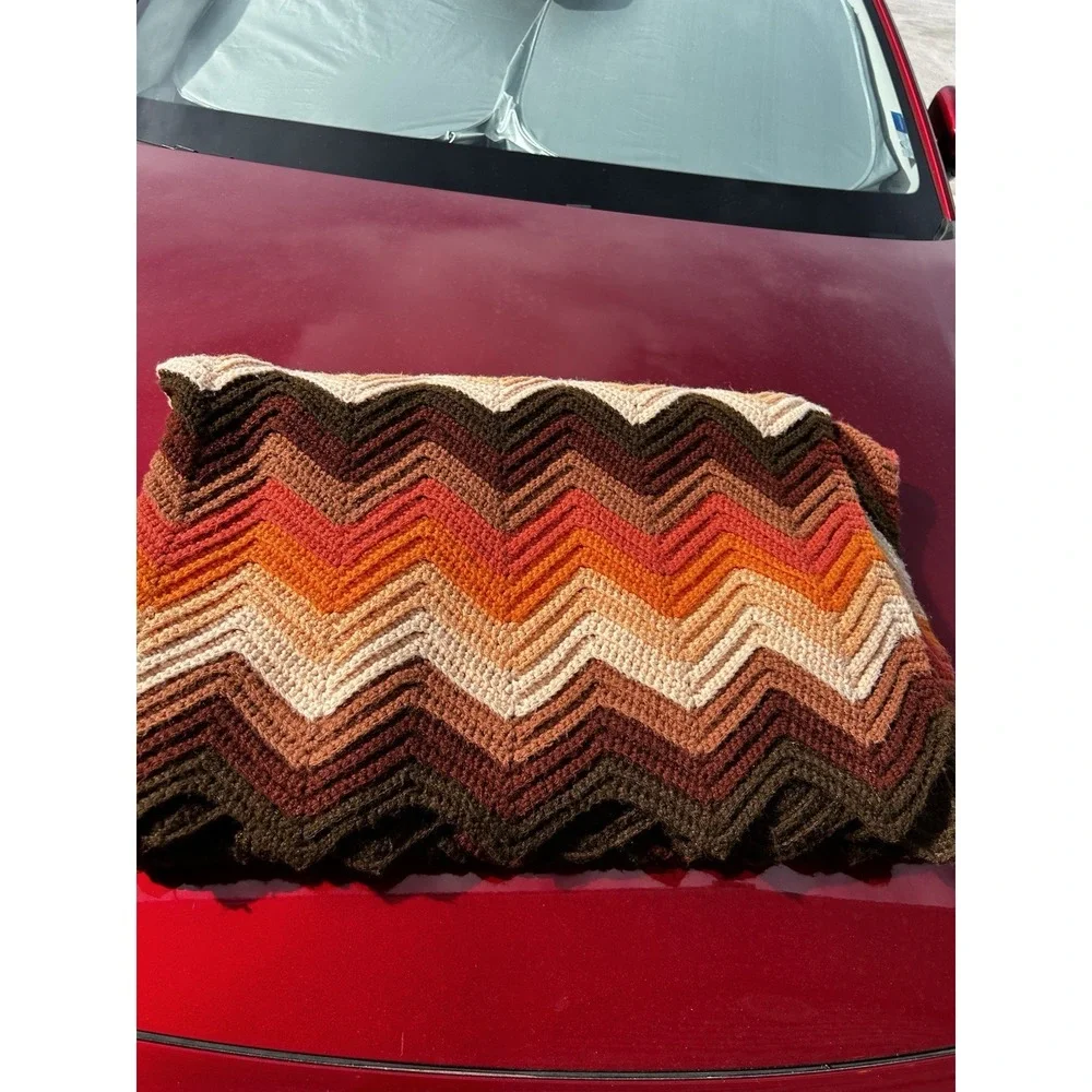 Vintage Handmade Crochet Afghan 66x51 Chevron Ripple Orange Brown Cream 70s